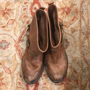 Lucky Brand Short Brown Motorcycle Booties